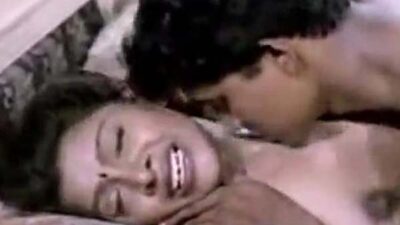Hot bhabhi hold and fuck